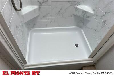 2025 Forest River Sunseeker 2150SLE   - Photo 32 - Santa Fe Springs, CA 90670