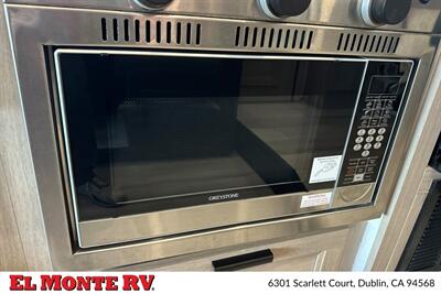 2025 Forest River Sunseeker 2150SLE   - Photo 19 - Santa Fe Springs, CA 90670