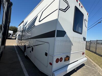 2023 Forest River FR3 32DS   - Photo 6 - Santa Fe Springs, CA 90670