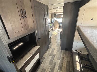 2023 Forest River FR3 32DS   - Photo 21 - Santa Fe Springs, CA 90670