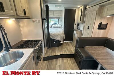 2024 Forest River Sunseeker 2150SLE   - Photo 13 - Dublin, CA 94568