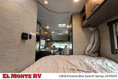 2024 Thor Four Winds 22E   - Photo 37 - Santa Fe Springs, CA 90670
