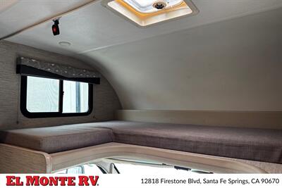 2024 Thor Four Winds 22E   - Photo 35 - Santa Fe Springs, CA 90670