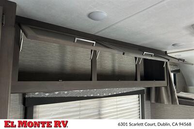 2024 Thor Four Winds 22E   - Photo 15 - Santa Fe Springs, CA 90670