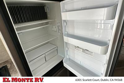 2024 Thor Four Winds 22E - Photo 22 - Santa Fe Springs, CA 90670