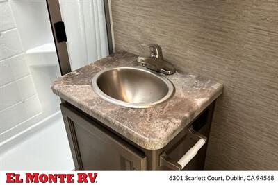 2024 Thor Four Winds 22E - Photo 26 - Santa Fe Springs, CA 90670