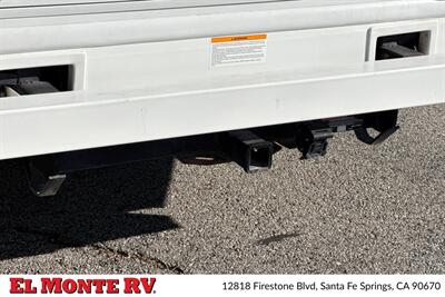 2024 Thor Four Winds 28A   - Photo 5 - Santa Fe Springs, CA 90670