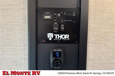 2025 Thor Four Winds 28Z   - Photo 40 - Santa Fe Springs, CA 90670