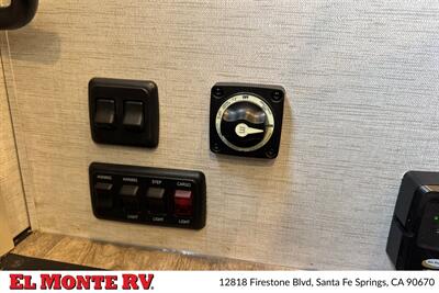 2025 Thor Four Winds 28Z   - Photo 41 - Santa Fe Springs, CA 90670