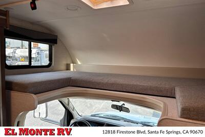 2025 Thor Four Winds 28Z   - Photo 35 - Santa Fe Springs, CA 90670