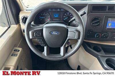 2025 Thor Four Winds 28Z   - Photo 42 - Santa Fe Springs, CA 90670