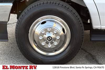 2024 Forest River Sunseeker 2150SLE   - Photo 48 - Santa Fe Springs, CA 90670