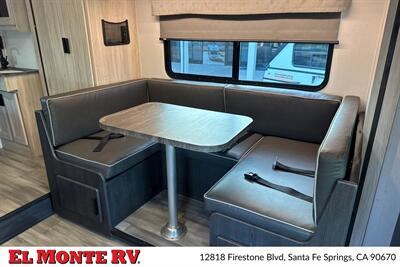 2024 Forest River Sunseeker 2150SLE   - Photo 14 - Santa Fe Springs, CA 90670