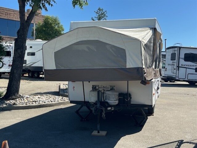 2015 FOREST RIVER Rockwood Freedom 1970  