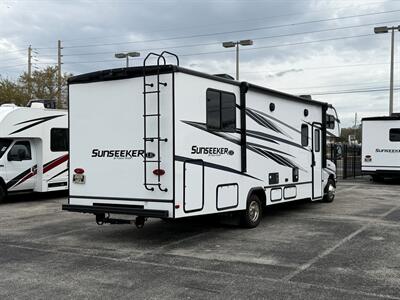 2024 Forest River Sunseeker 2850SLE   - Photo 3 - Orlando, FL 32808