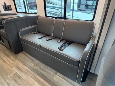 2024 Forest River Sunseeker 2850SLE   - Photo 22 - Orlando, FL 32808