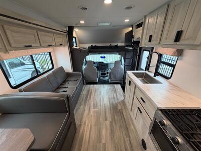2024 Forest River Sunseeker 2850SLE   - Photo 44 - Orlando, FL 32808