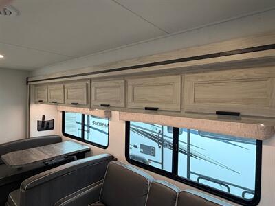 2024 Forest River Sunseeker 2850SLE   - Photo 24 - Orlando, FL 32808