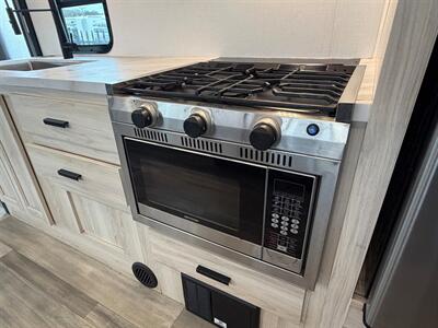 2024 Forest River Sunseeker 2850SLE   - Photo 29 - Orlando, FL 32808