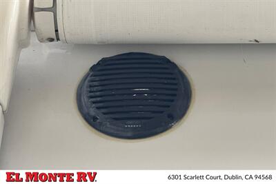 2014 Winnebago Navion 24G   - Photo 48 - Dublin, CA 94568