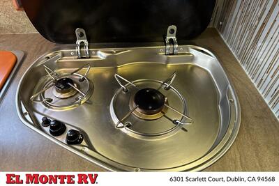 2014 Winnebago Navion 24G   - Photo 17 - Dublin, CA 94568