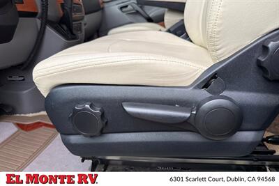 2014 Winnebago Navion 24G   - Photo 12 - Dublin, CA 94568