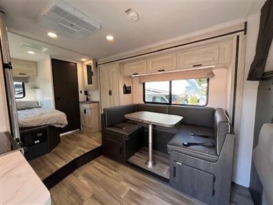 2024 Forest River Sunseeker 2150SLE   - Photo 13 - Santa Fe Springs, CA 90670