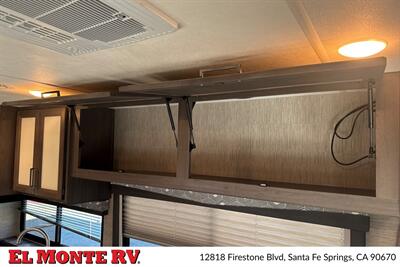 2024 Thor Four Winds 28A   - Photo 15 - Santa Fe Springs, CA 90670