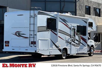 2024 Thor Four Winds 28A   - Photo 3 - Santa Fe Springs, CA 90670