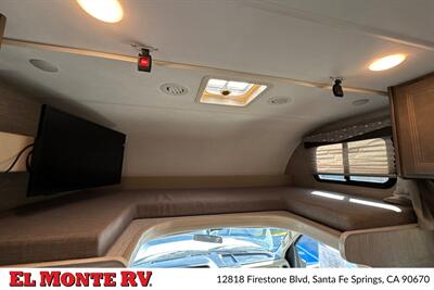 2024 Thor Four Winds 28A   - Photo 35 - Santa Fe Springs, CA 90670