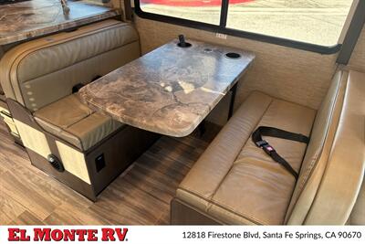 2024 Thor Four Winds 28A   - Photo 14 - Santa Fe Springs, CA 90670