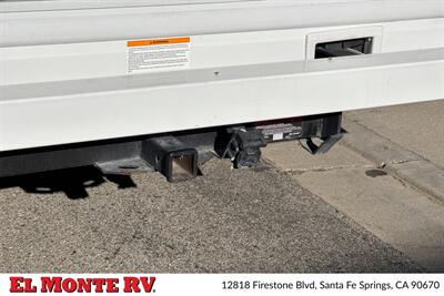 2024 Thor Four Winds 28A   - Photo 5 - Santa Fe Springs, CA 90670