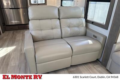 2025 Grand Design Solitude 417KB   - Photo 37 - Dublin, CA 94568