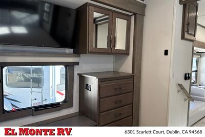 2025 Grand Design Solitude 417KB   - Photo 31 - Dublin, CA 94568