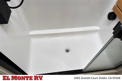 2025 Grand Design Solitude 417KB   - Photo 28 - Dublin, CA 94568