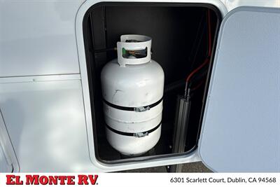 2025 Grand Design Solitude 417KB   - Photo 45 - Dublin, CA 94568