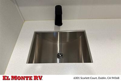 2025 Grand Design Solitude 417KB   - Photo 26 - Dublin, CA 94568