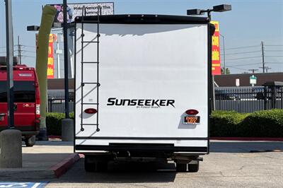 2024 Forest River Sunseeker 2950LE   - Photo 4 - Santa Fe Springs, CA 90670