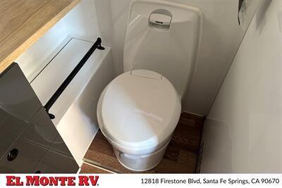 2026 MDC XT16HR EAST WEST 22FT - Photo 23 - Santa Fe Springs, CA 90670