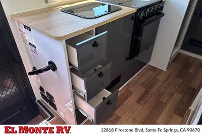 2026 MDC XT16HR EAST WEST 22FT - Photo 17 - Santa Fe Springs, CA 90670