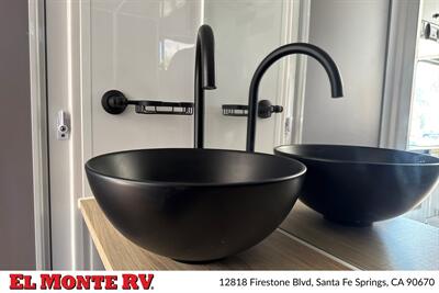 2026 MDC XT16HR EAST WEST 22FT - Photo 22 - Santa Fe Springs, CA 90670