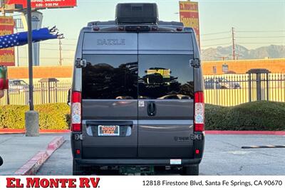 2024 Thor Dazzle 2AB   - Photo 4 - Santa Fe Springs, CA 90670