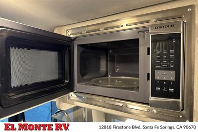 2024 Thor Dazzle 2AB   - Photo 18 - Santa Fe Springs, CA 90670