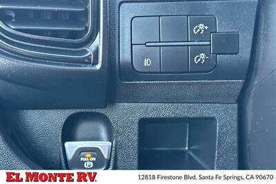 2024 Thor Dazzle 2AB   - Photo 41 - Santa Fe Springs, CA 90670