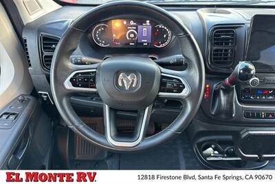 2024 Thor Dazzle 2AB   - Photo 33 - Santa Fe Springs, CA 90670