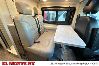 2024 Thor Dazzle 2AB   - Photo 14 - Santa Fe Springs, CA 90670