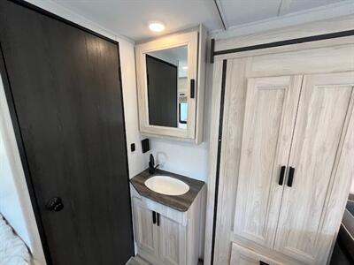 2024 Forest River Sunseeker 2150SLE   - Photo 24 - Dublin, CA 94568