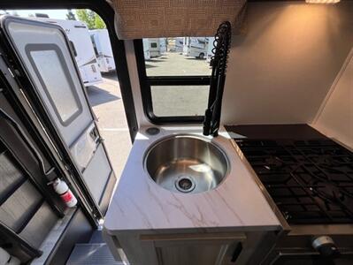 2024 Forest River Sunseeker 2150SLE   - Photo 22 - Dublin, CA 94568
