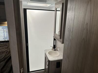 2024 Gulf Stream Conquest 6237   - Photo 15 - Las Vegas, NV 89121