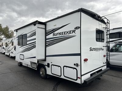 2024 Forest River Sunseeker 2150SLE   - Photo 3 - Las Vegas, NV 89121